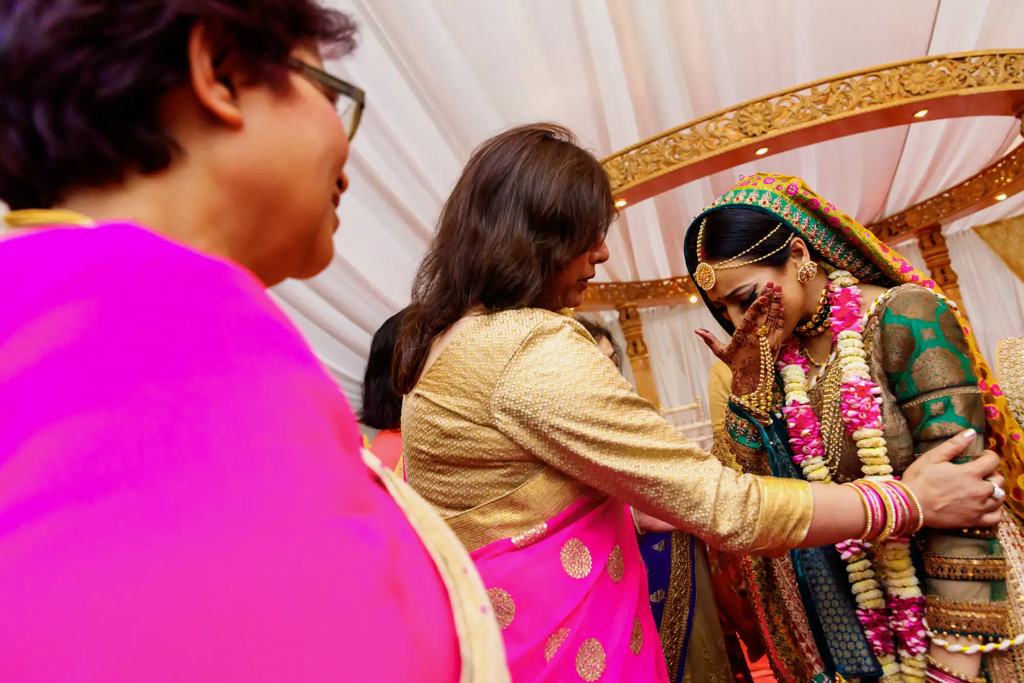 Bride crying during vidai ceremony
